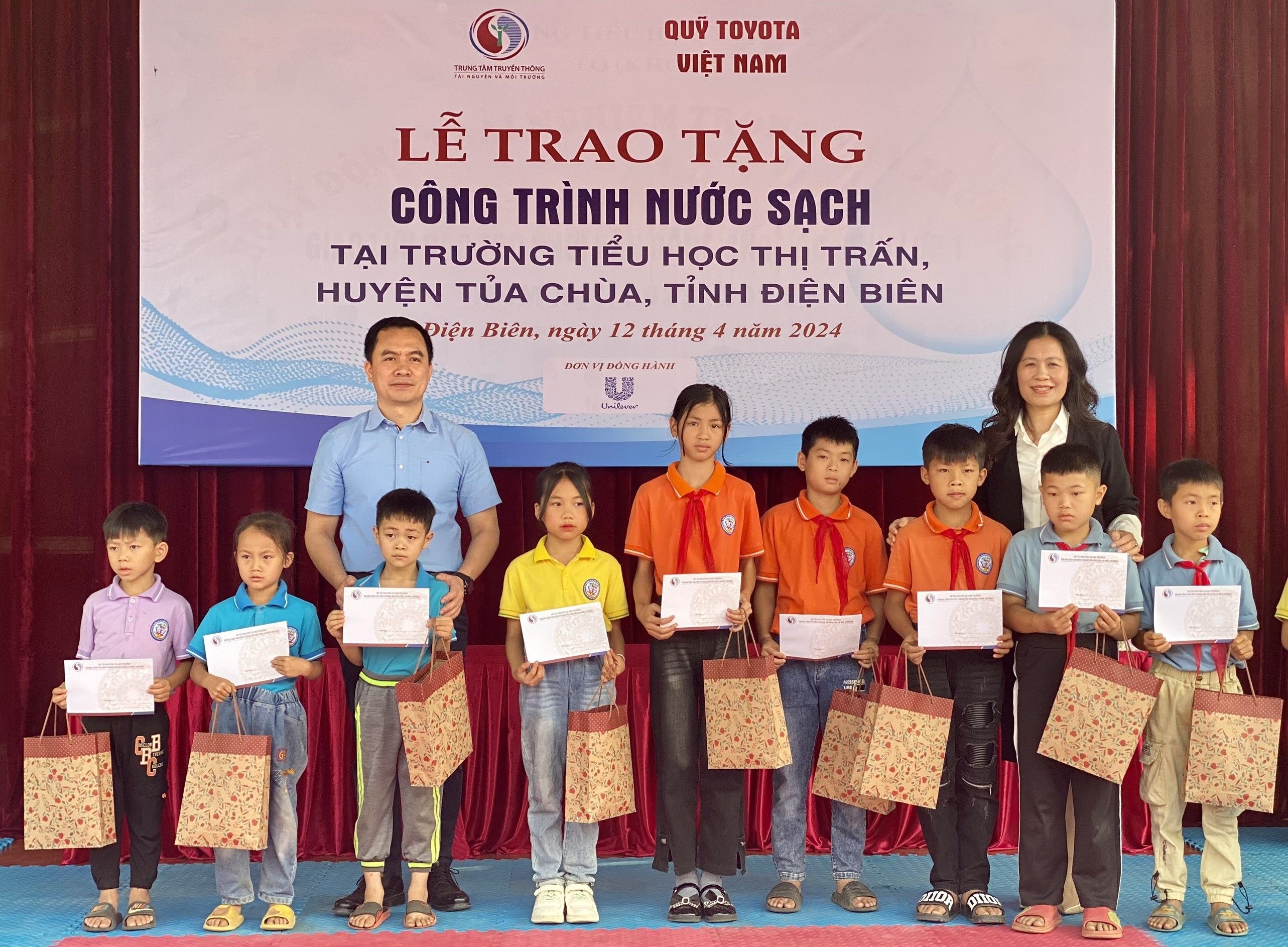 Bàn giao công trình nước sạch trường Tiểu học Thị Trấn, tỉnh Điện Biên