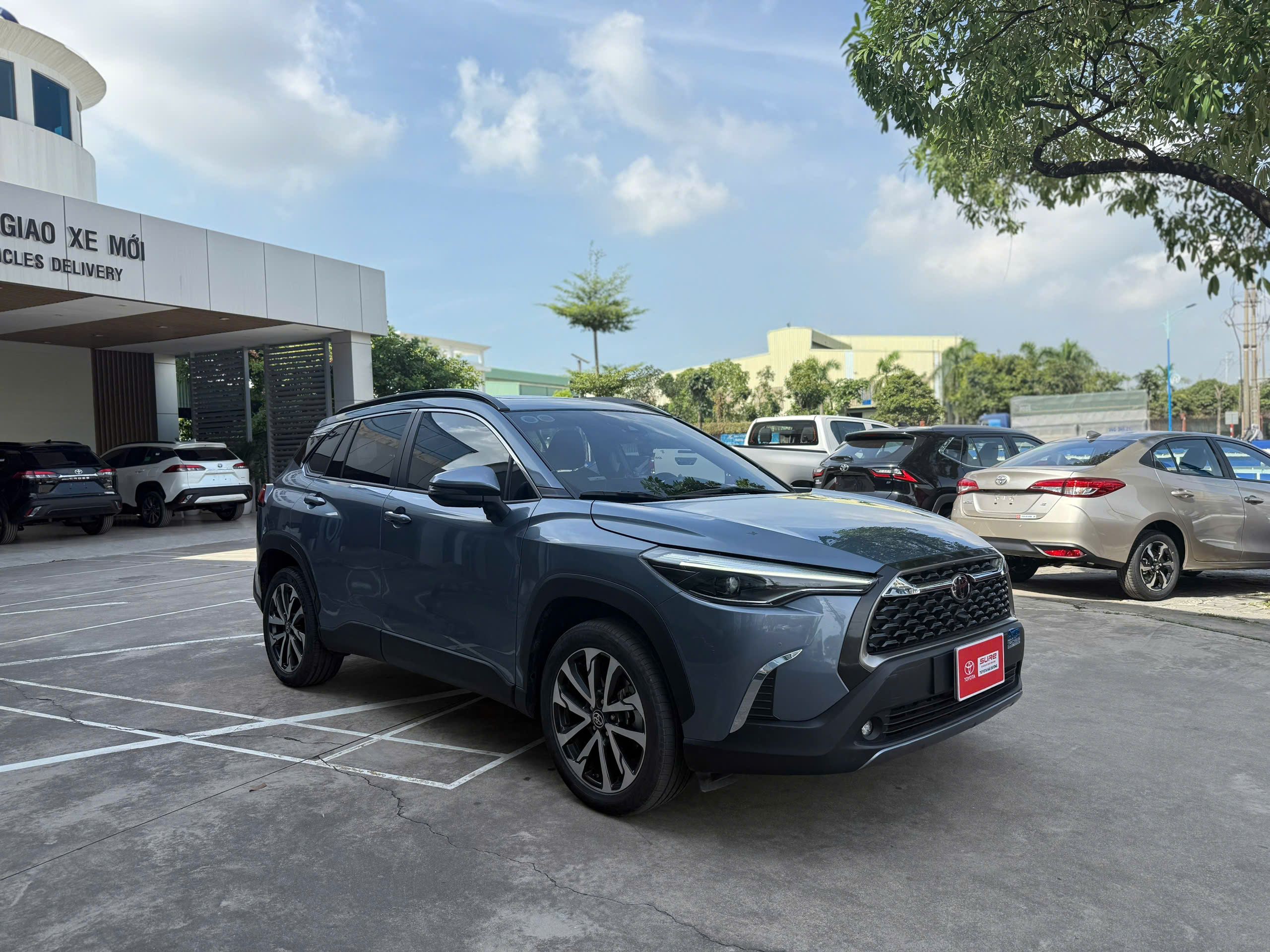 COROLLA CROSS 1.8V