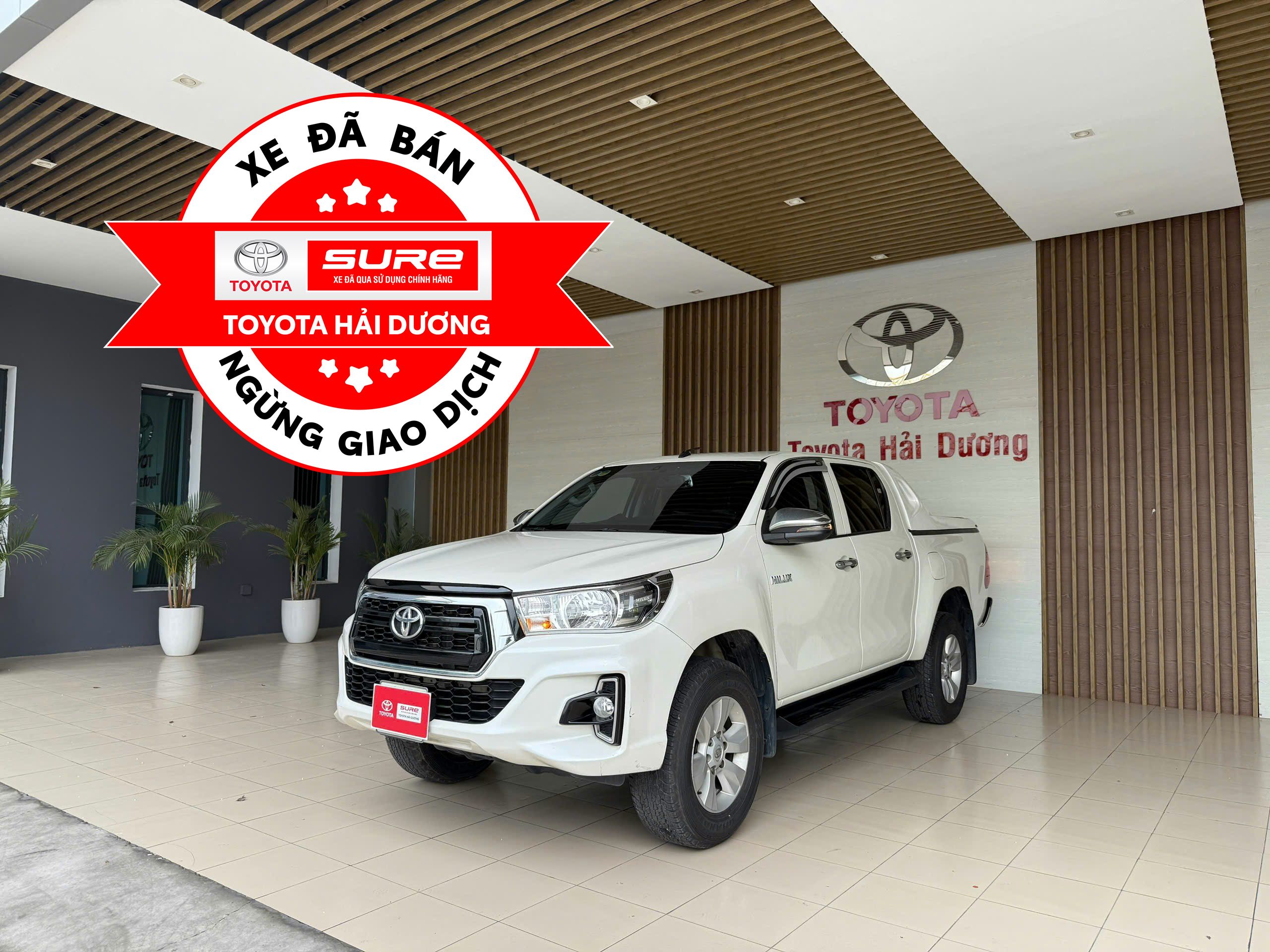 TOYOTA HILUX